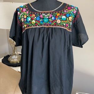 COPY - Embroidered Oaxaca Blouse XL 🤩VINTAGE🤩